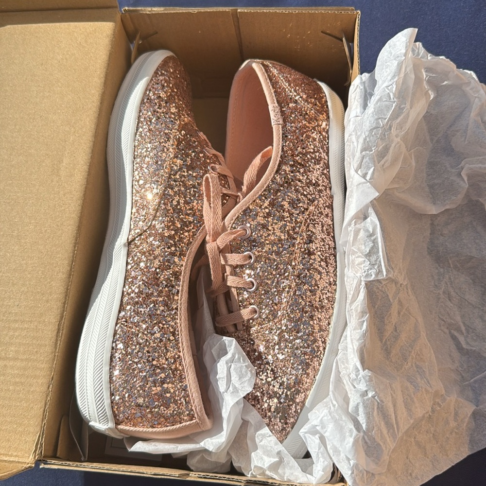 New in box rose gold glitter Keds size 8.5M